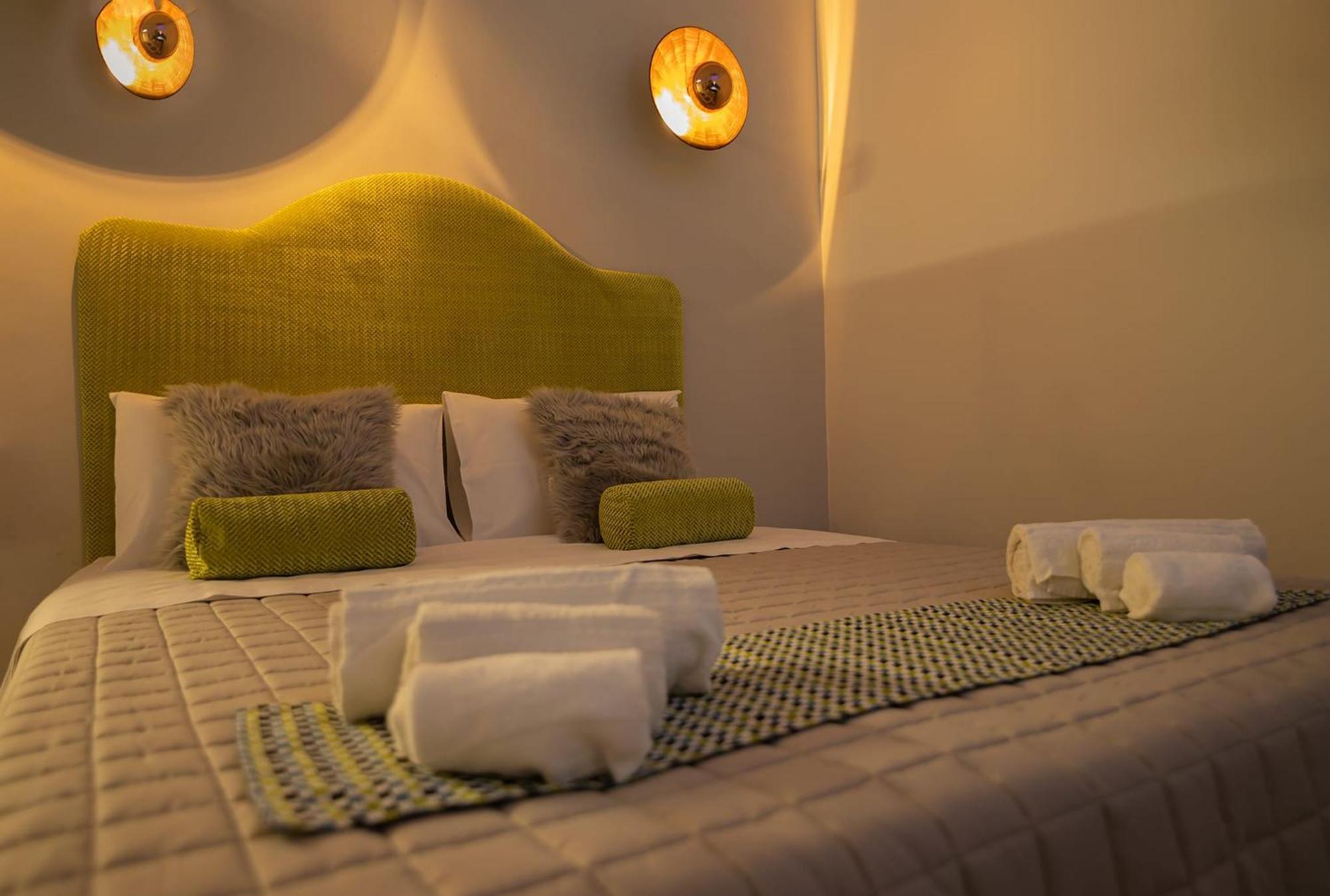 Essenza Suite Siracusa Con Jacuzzi Privata Syracuse Екстер'єр фото